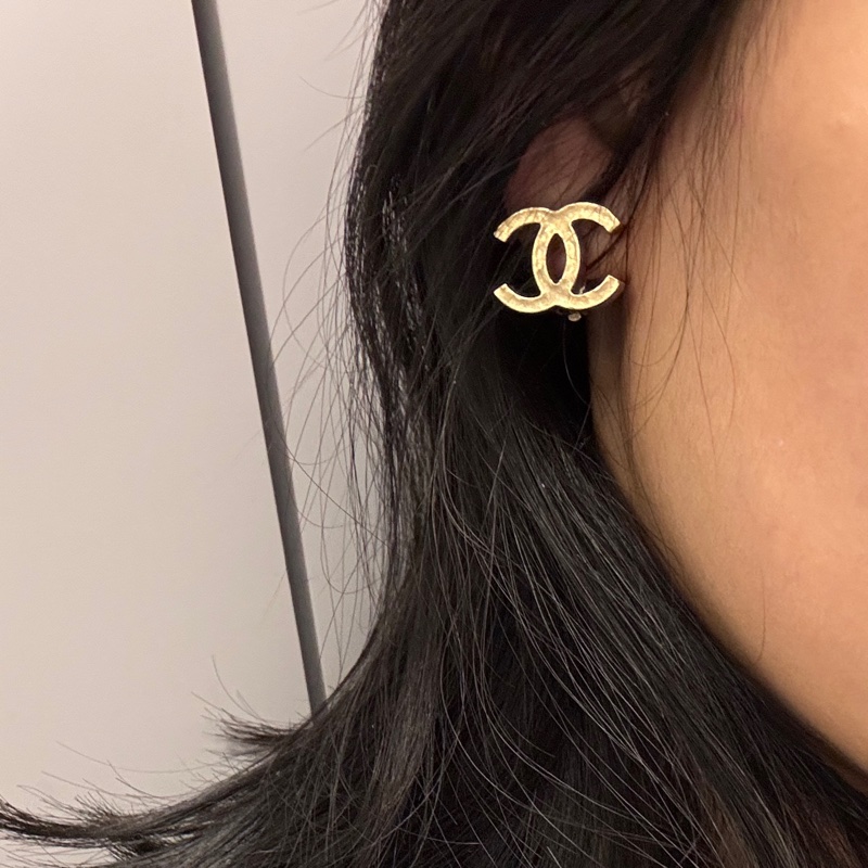 Chanel 香奈兒缺貨款logo淡金釦耳夾 耳環-11