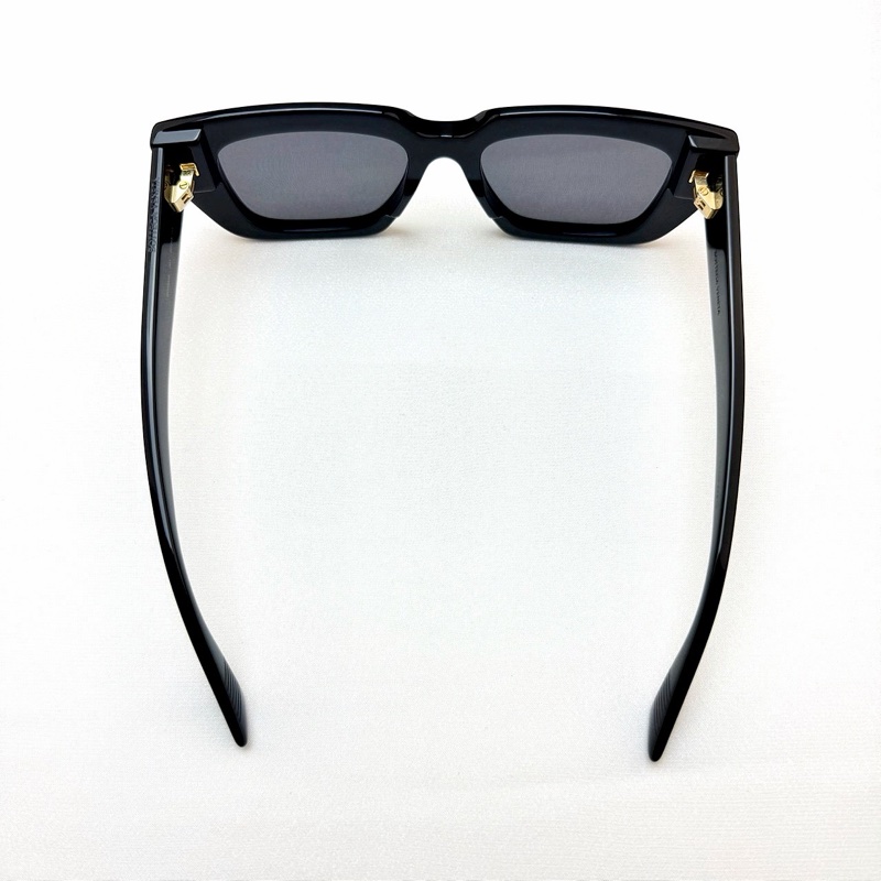 BV bv1030s 黑方框墨鏡-4