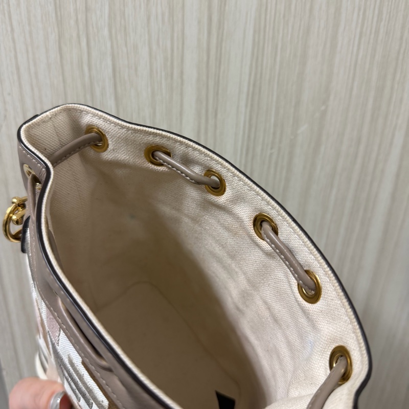 Fendi Mon Tresor水桶包-5