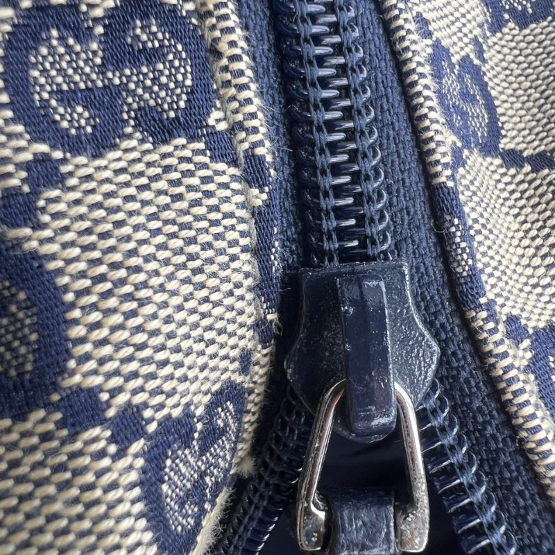 古馳 經典雙 G 老花帆布波士頓包-14