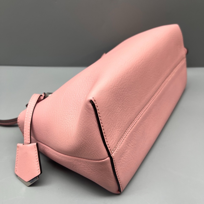 97新 FENDI 粉色By the way枕頭包 尺寸28*17-4