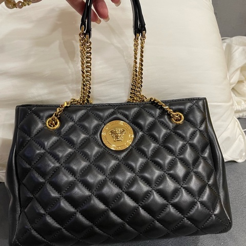 Versace 菱格紋肩背包