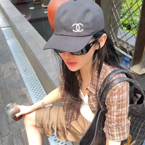 Chanel 刺繡雙C mark 黑色棒球帽🌙