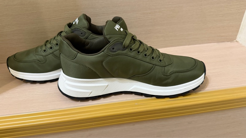 「極新」PRADA男運動鞋 尺寸:7(約41)-3