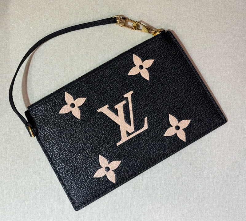 LV Mini Pochette Accessories-1