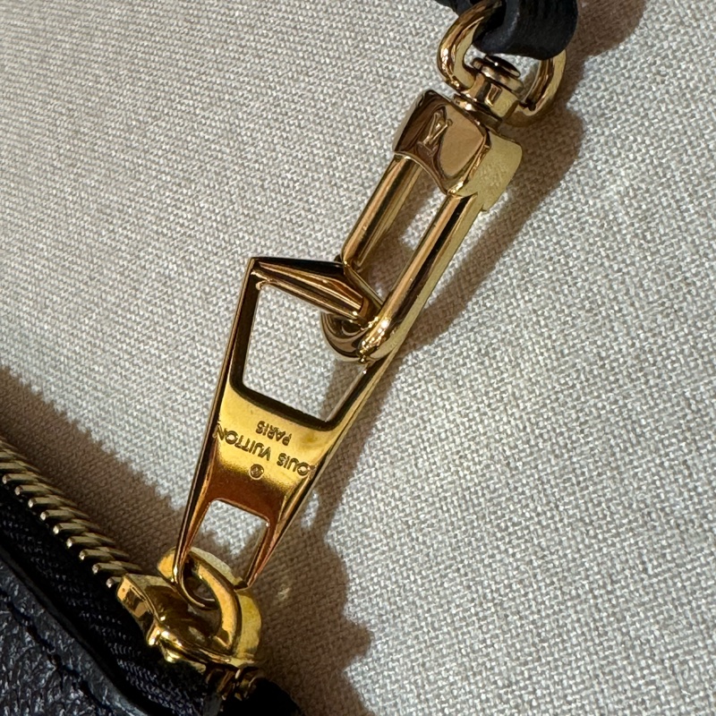 LV Mini Pochette Accessories-7