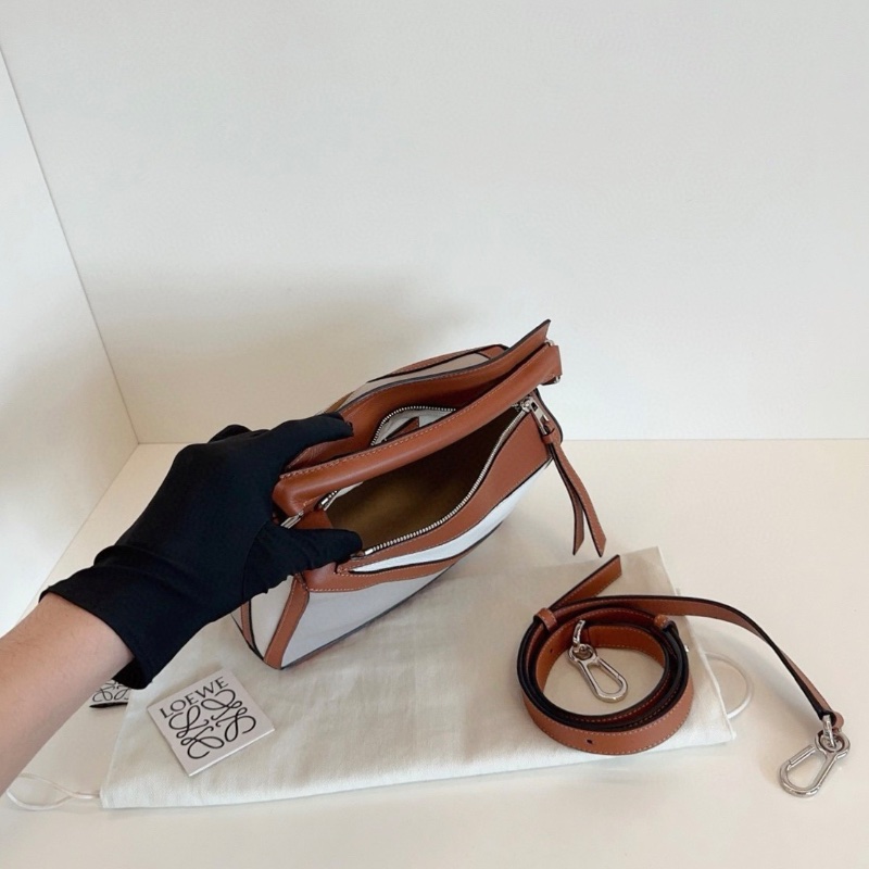 Loewe Puzzle變形拼圖包 24*17cm 98新配件塵袋-2