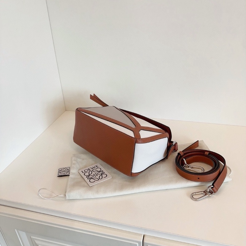 Loewe Puzzle變形拼圖包 24*17cm 98新配件塵袋-4