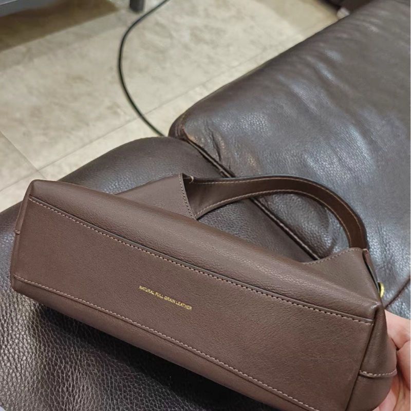 【98%新 顯貴氣的辣妹必備✨ 全網最低價】Coach Brooklyn 23 棕色-4