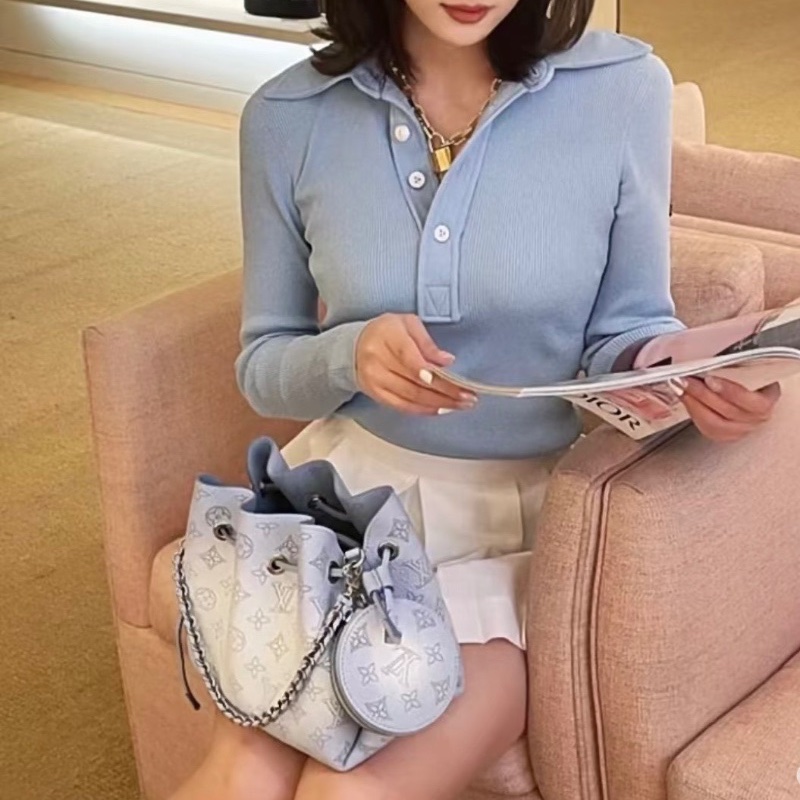 LV 漸變藍BeIIa月光女神鏤空水桶包芯片款22*20*13 99新配件塵袋-0