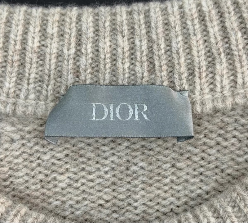 Dior Atelier 刺繡草寫Logo毛衣-6