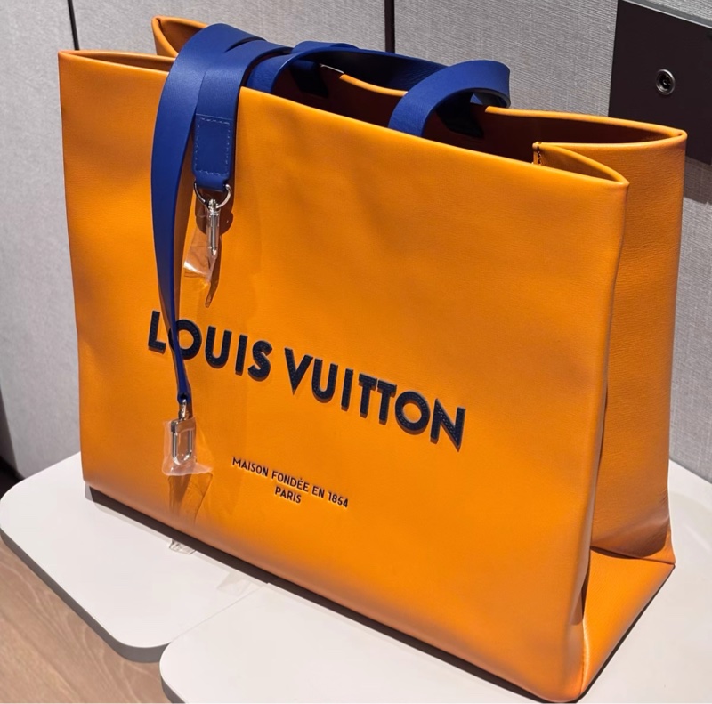 Louis Vuitton LV Shopper Tote MM 皮革紙袋包-1