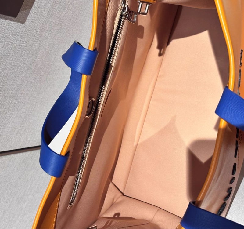 Louis Vuitton LV Shopper Tote MM 皮革紙袋包-4