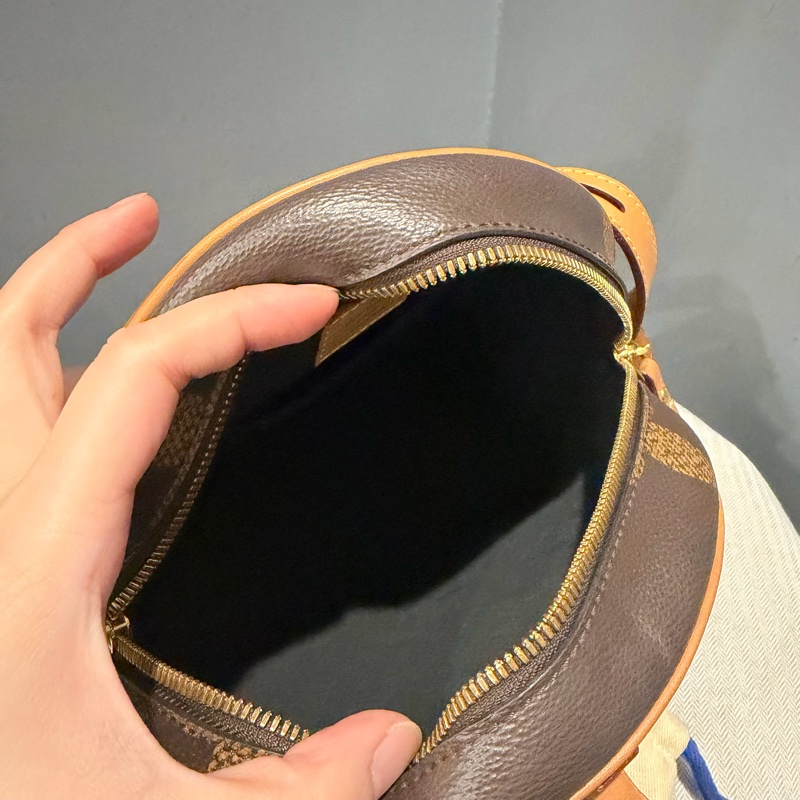 Louis Vuitton LV 拼色大老花 圓餅包 斜背包-5