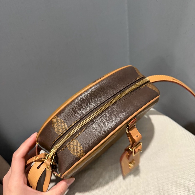 Louis Vuitton LV 拼色大老花 圓餅包 斜背包-10