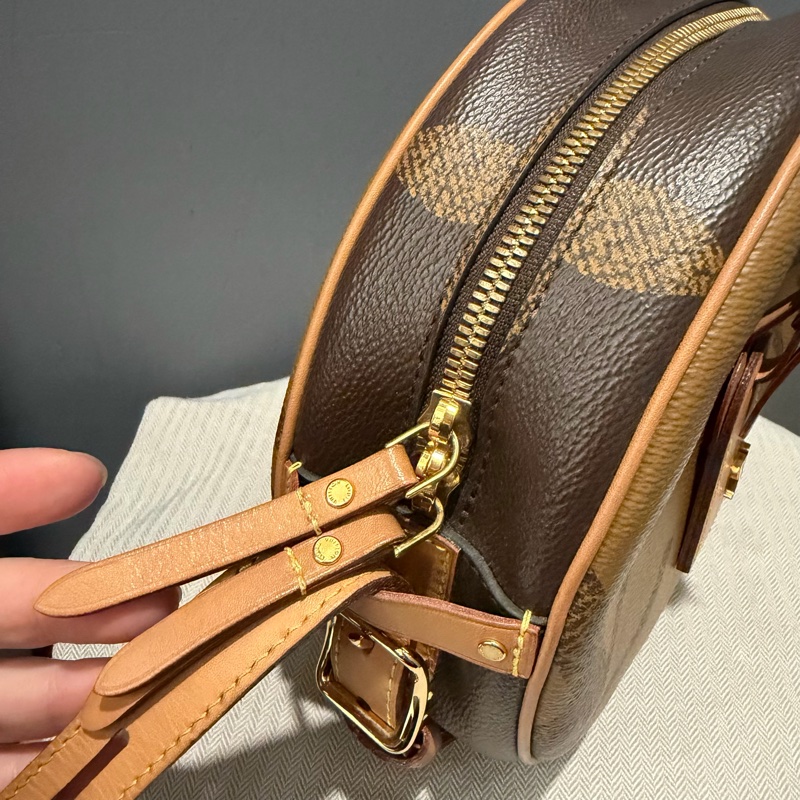 Louis Vuitton LV 拼色大老花 圓餅包 斜背包-13