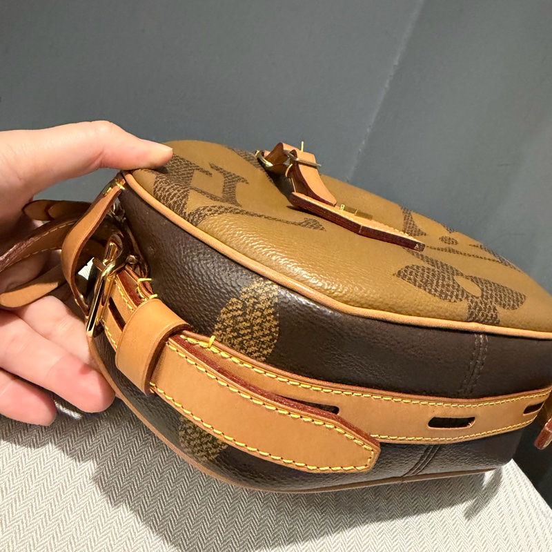 Louis Vuitton LV 拼色大老花 圓餅包 斜背包-14
