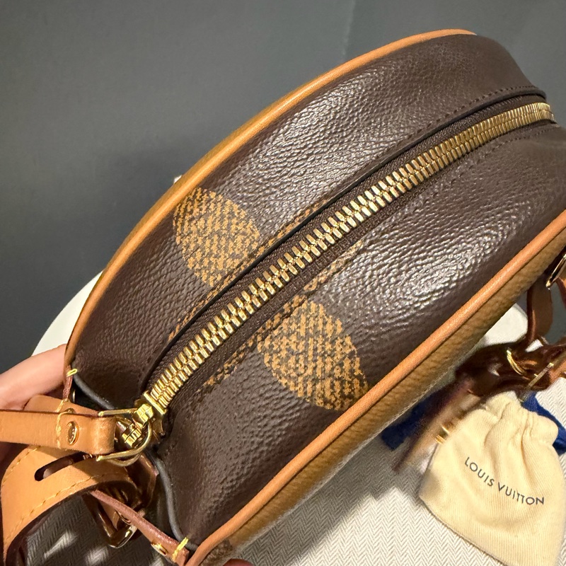 Louis Vuitton LV 拼色大老花 圓餅包 斜背包-34
