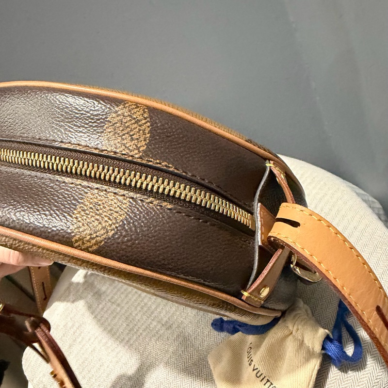 Louis Vuitton LV 拼色大老花 圓餅包 斜背包-35