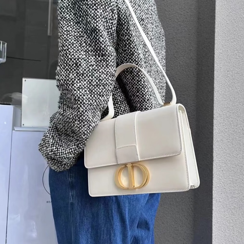 Dior 30 Montaigne 蒙田30 斜背包 奶昔白 金釦-1