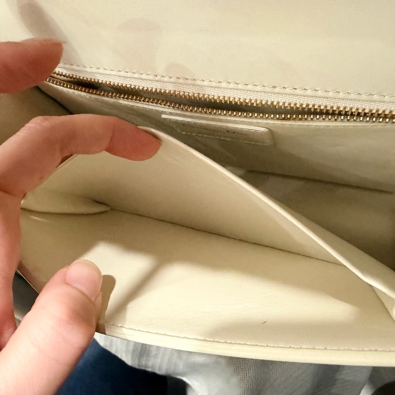 Dior 30 Montaigne 蒙田30 斜背包 奶昔白 金釦-11