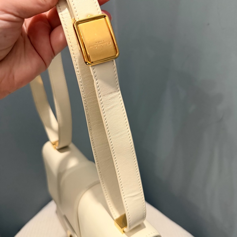 Dior 30 Montaigne 蒙田30 斜背包 奶昔白 金釦-22