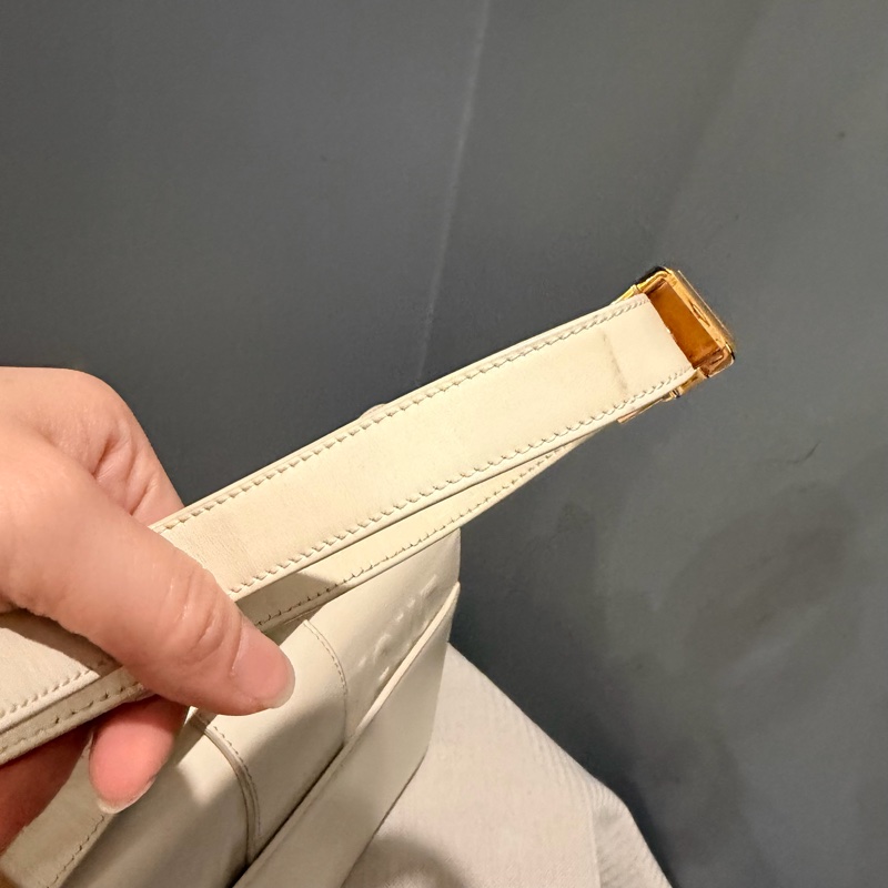 Dior 30 Montaigne 蒙田30 斜背包 奶昔白 金釦-31