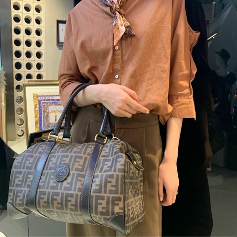 Fendi 老花旅行袋