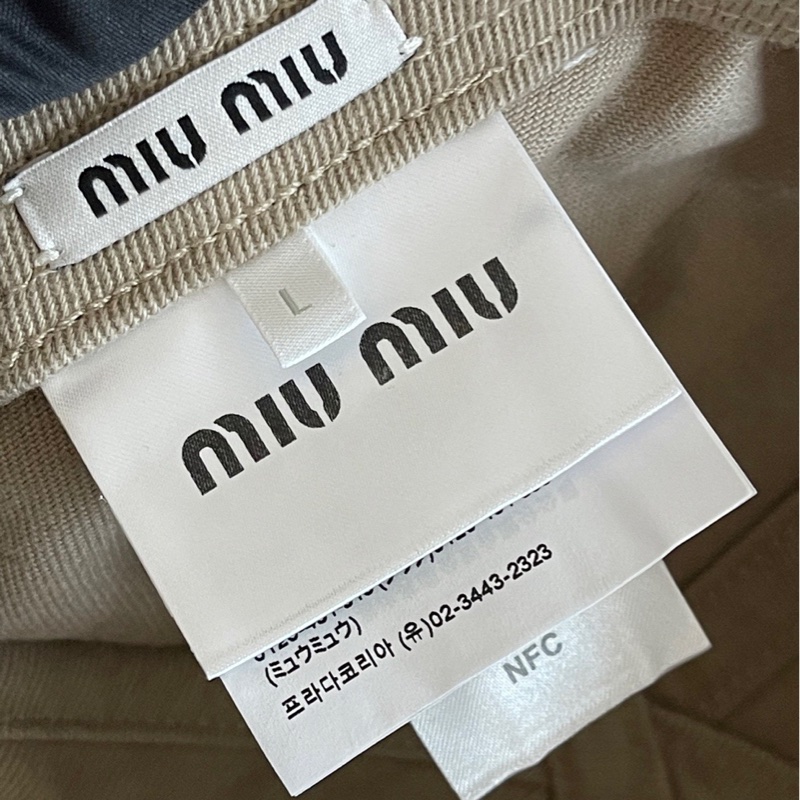 Miu Miu - 米色水洗棉質 登山繩細節 經典款鴨舌帽 L-1
