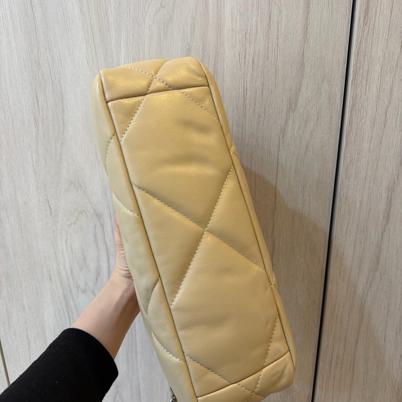 二手Chanel 19 奶茶色🥤-6