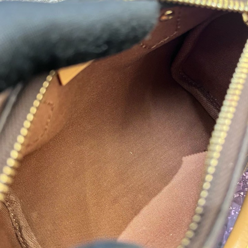 LV新款老花speedy nano枕頭包-7