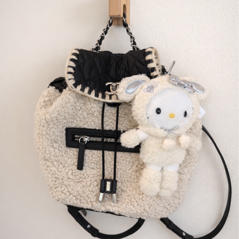 香奈兒羊羔毛後背包-0