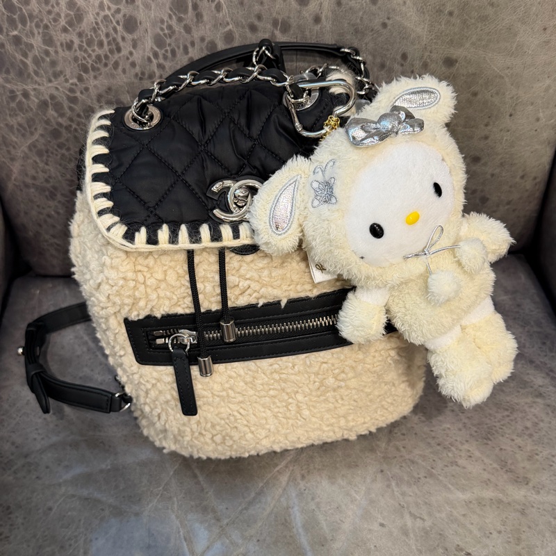 香奈兒羊羔毛後背包-5