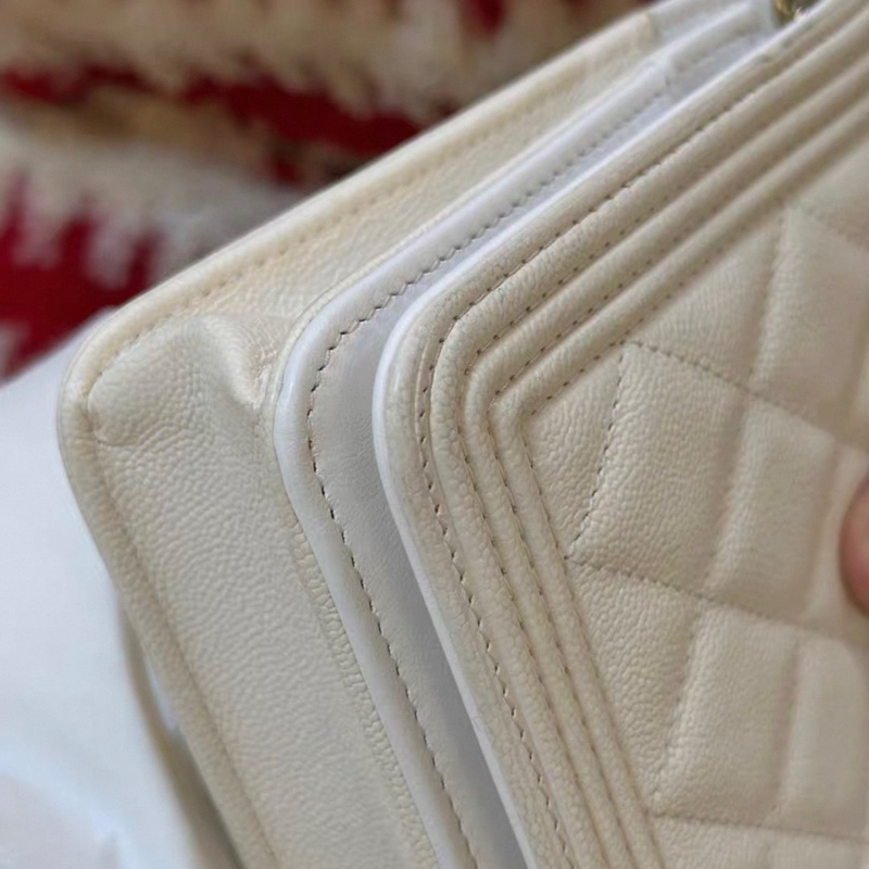 CHANEL CLASSIC FLAG WOC-6