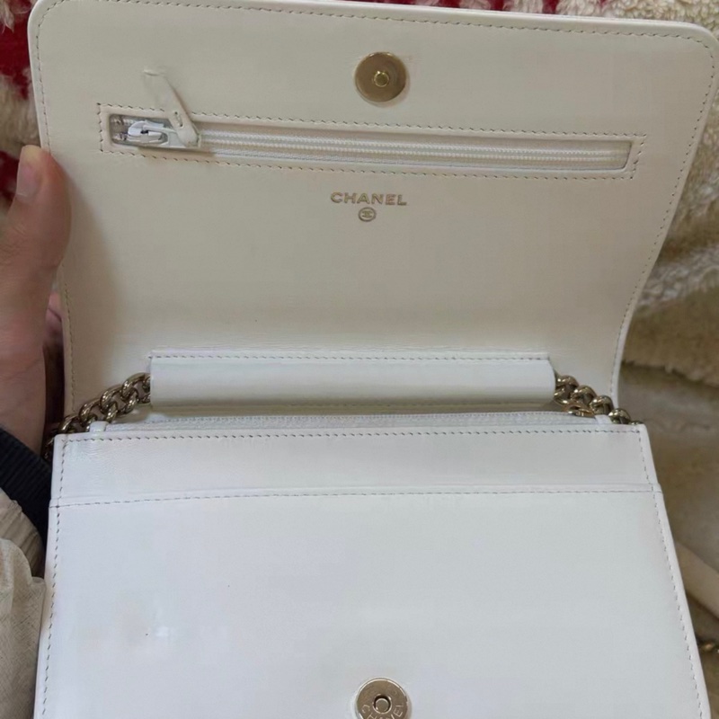 CHANEL CLASSIC FLAG WOC-8