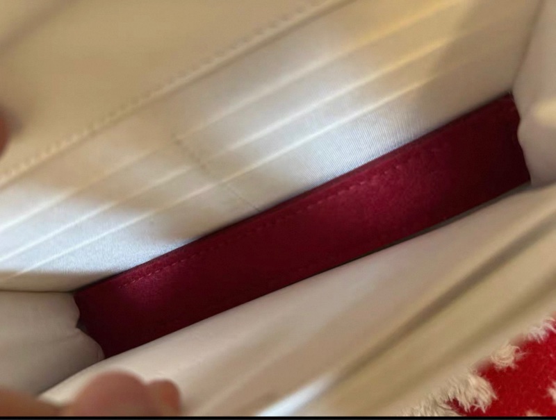 CHANEL CLASSIC FLAG WOC-10