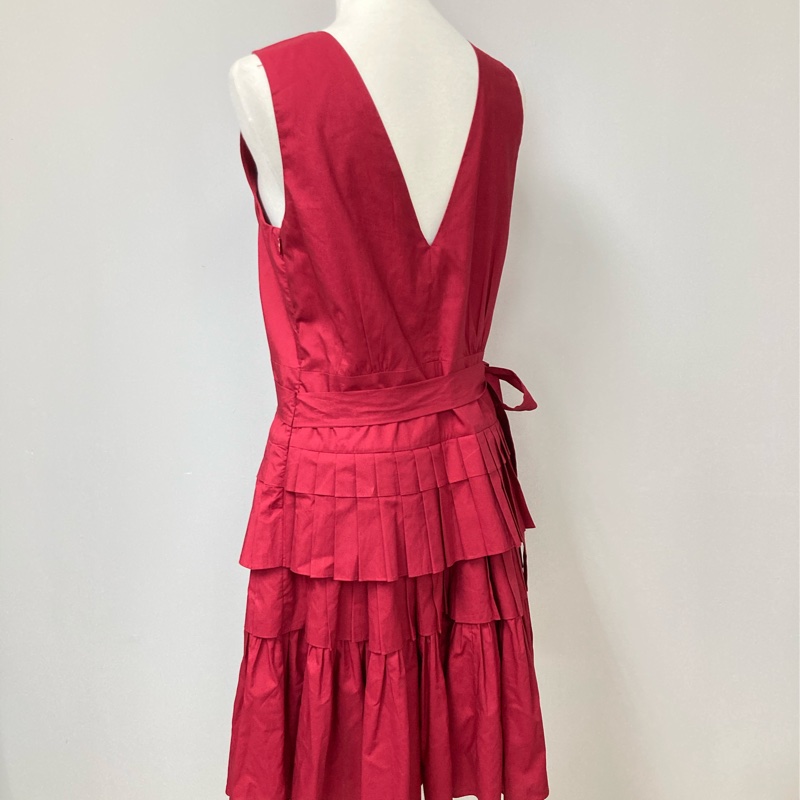 《新歡舊愛》正品MARNI紅色系大V領洋裝-1