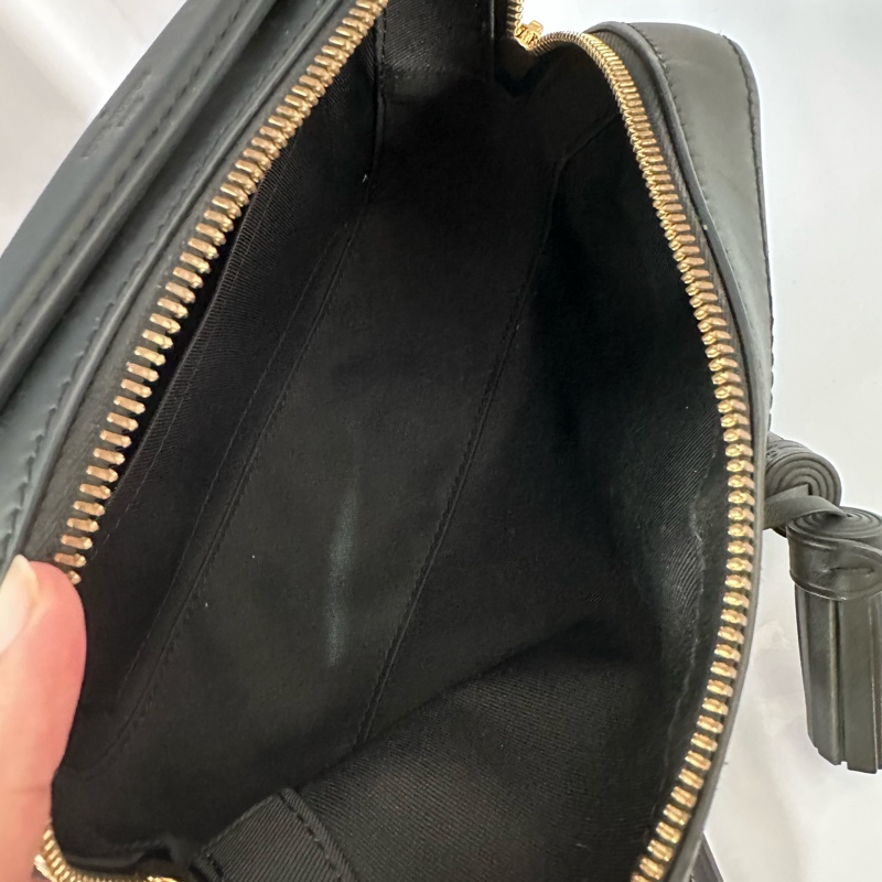 LV Saintonge老花拼黑色牛皮流蘇相機包-4