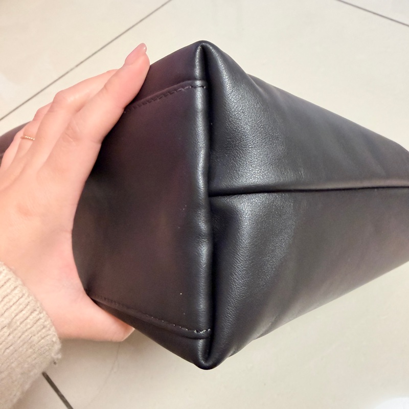 longchamp hobo-1