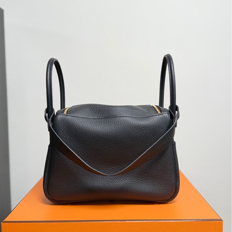 Hermes Lindy 26 黑金Cle皮革-6