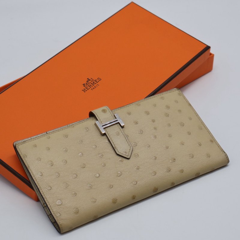 HERMES Bearn雙折長夾 - 鴕鳥皮羊毛白銀 X-7