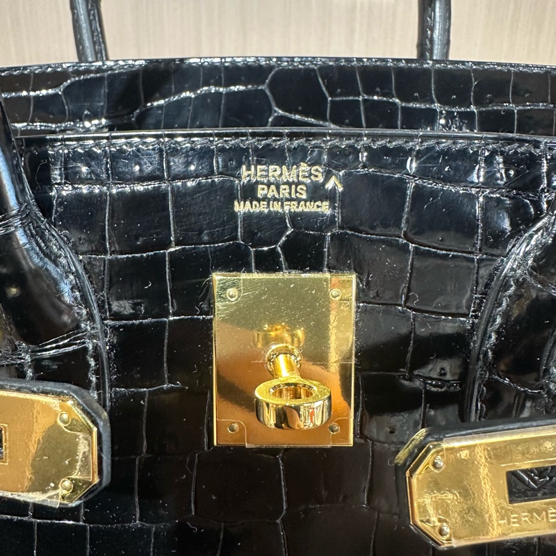 HERMES愛馬仕 Birkin30金扣 倒V鰐魚皮 鉑金包手提包 亮黑色-6