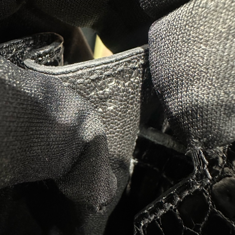 HERMES愛馬仕 Birkin30金扣 倒V鰐魚皮 鉑金包手提包 亮黑色-8