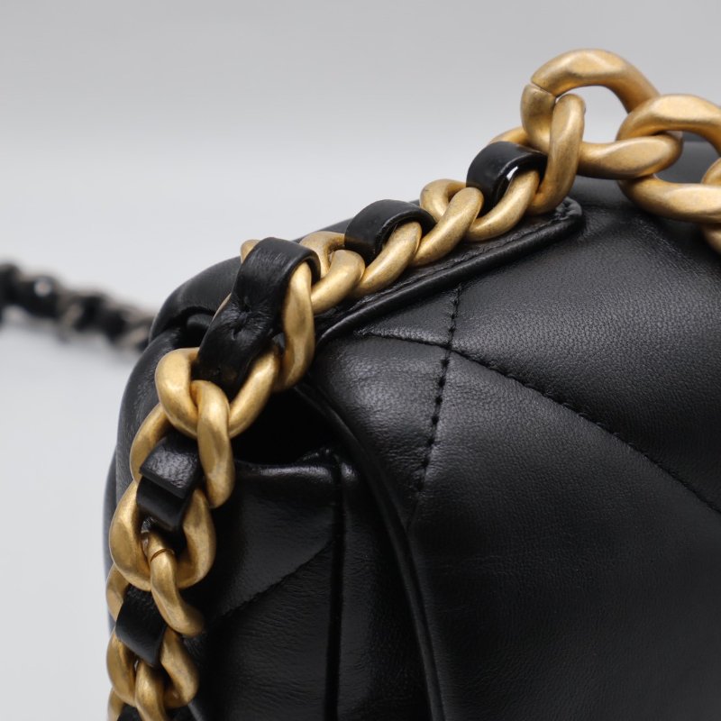 CHANEL 19 Bag 菱格紋羊皮手提肩背包 26 - 黑金-5