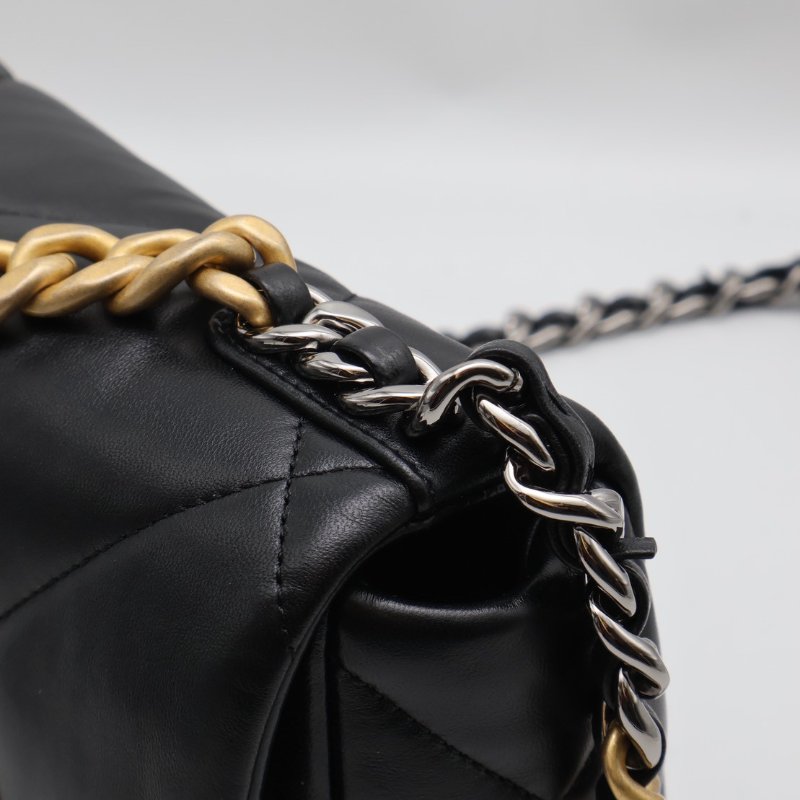 CHANEL 19 Bag 菱格紋羊皮手提肩背包 26 - 黑金-6