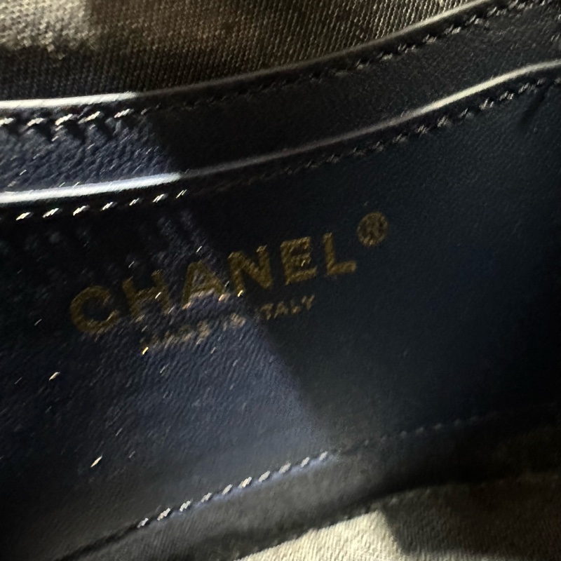 CHANEL香奈兒 菱格圓桶金扣 小羊皮 斜挎包-9