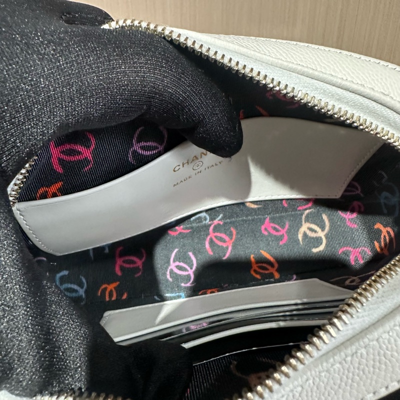 CHANEL香奈兒 菱格皮穿鏈24S雙C斜挎包-7