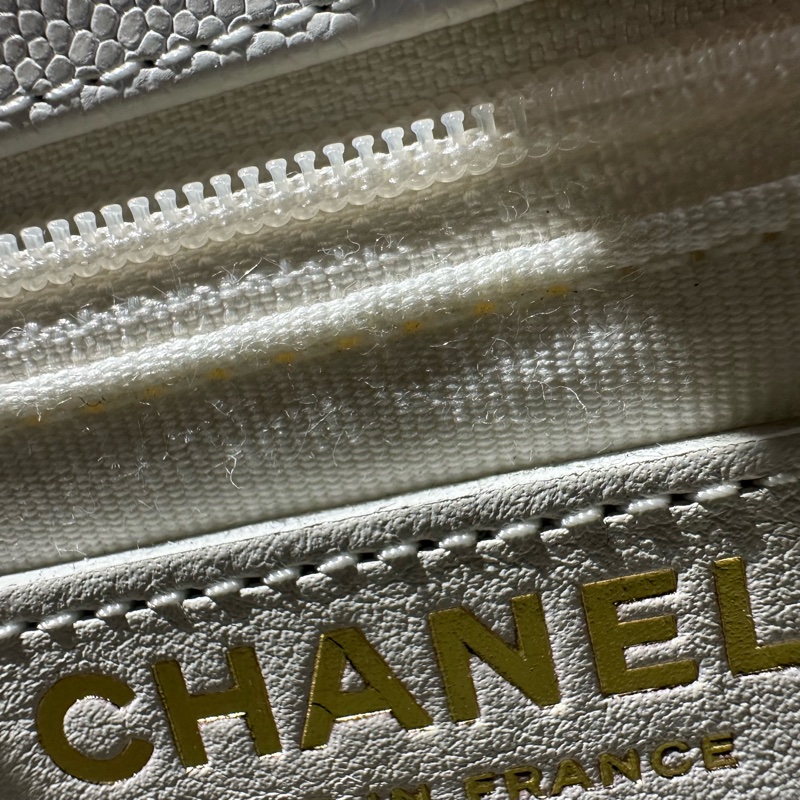 CHANEL香奈兒 22K 顆粒牛皮 郵差包豆腐包斜挎包小號-7