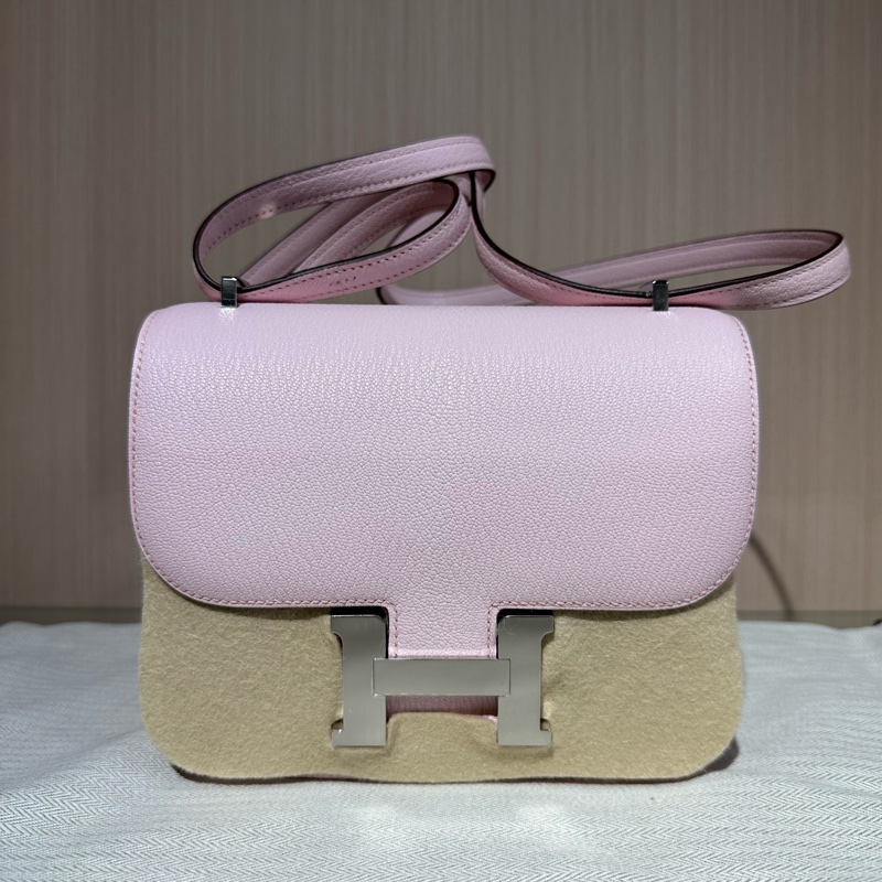 HERMES愛馬仕 Constance 19 粉色銀扣 斜挎單肩包-0