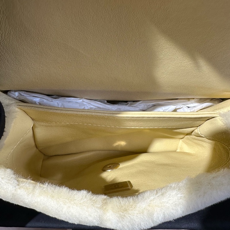 CHANEL香奈兒 小雞黃 22B 秋冬毛毛包-7